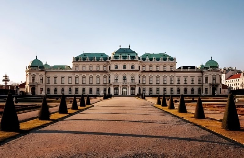 https://www.rosewoodhotels.com/